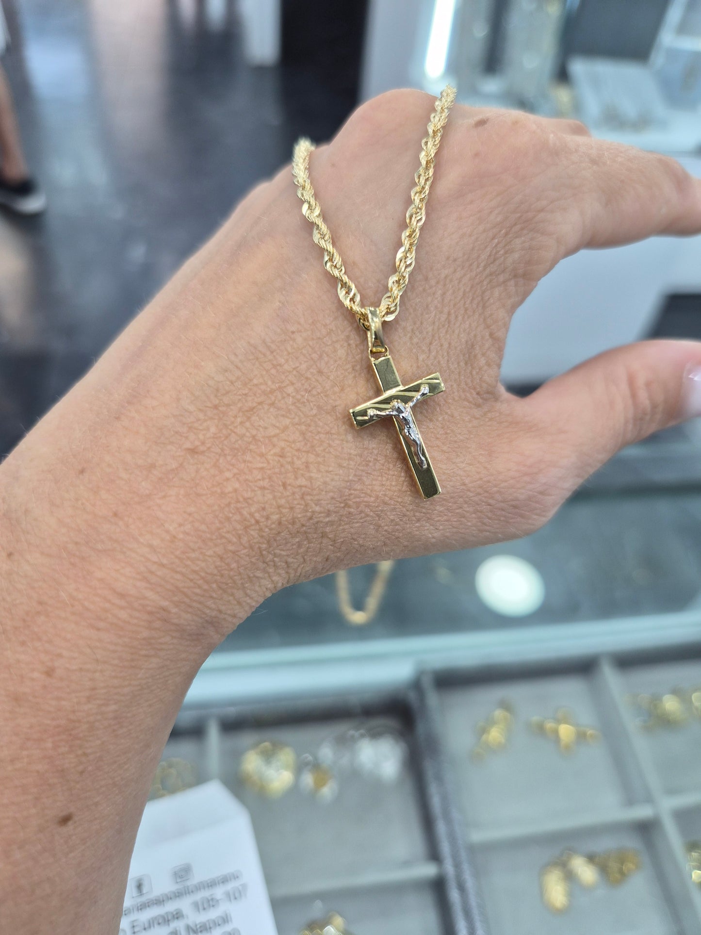 Collana oro 18kt con croce e catena a 45 cm