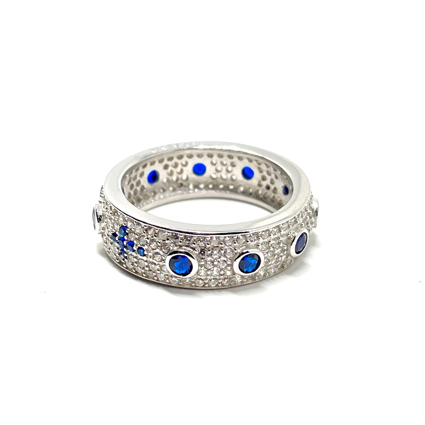 Anello "Rosario" in Argento925 con zirconi Blu e dettagli eleganti