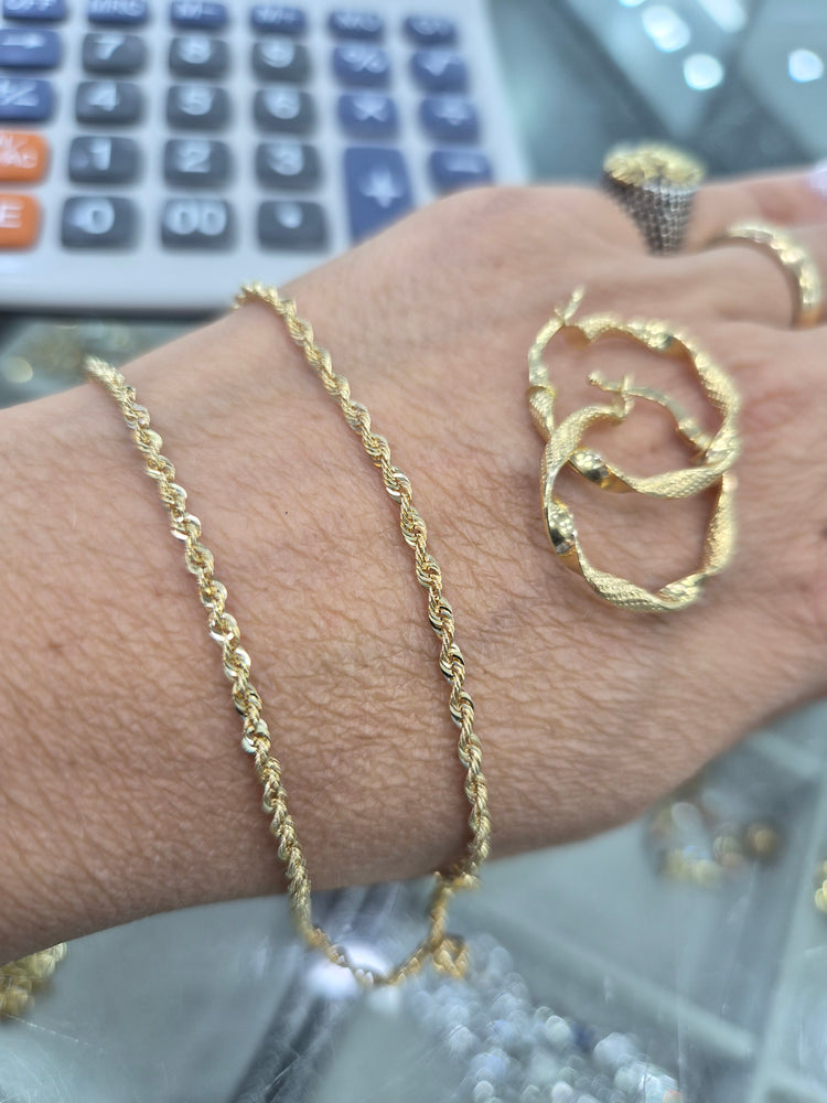 Orecchini e collana oro18kt